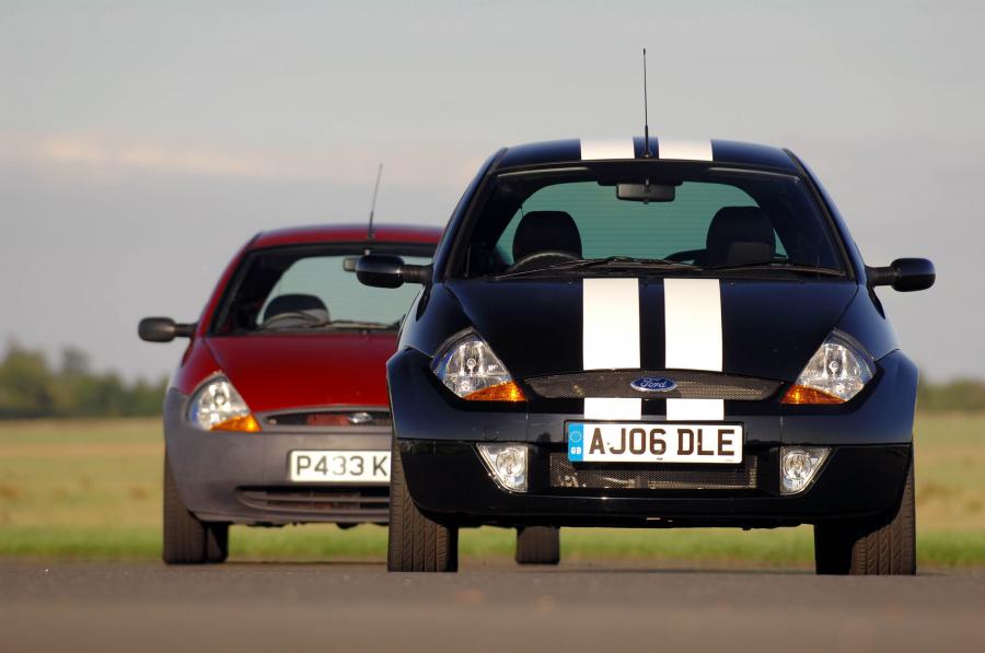  Ford SportKa 2003 года  (фото 9 из 14)